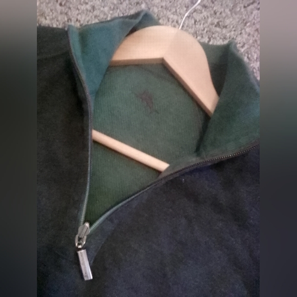 Tommy Bahama Reversible Gray/Green Zip Up - Picture 5 of 8